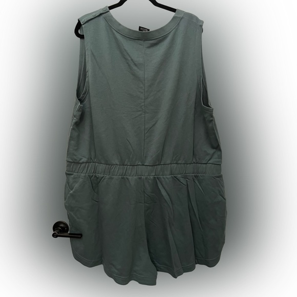 NWT - Nike - Varsity Romper - Picture 4 of 8